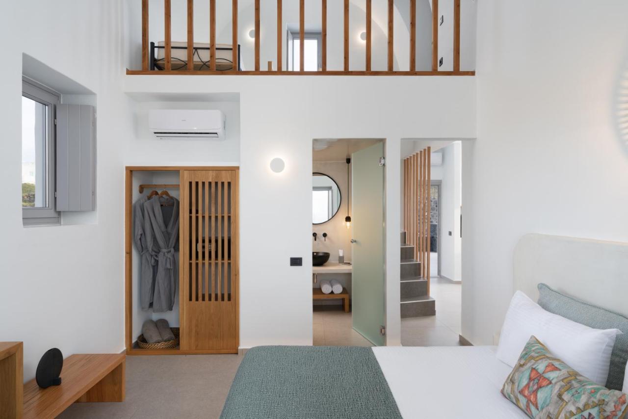 Saint John Oia-Exclusive Private Heated Pool Villas Екстериор снимка