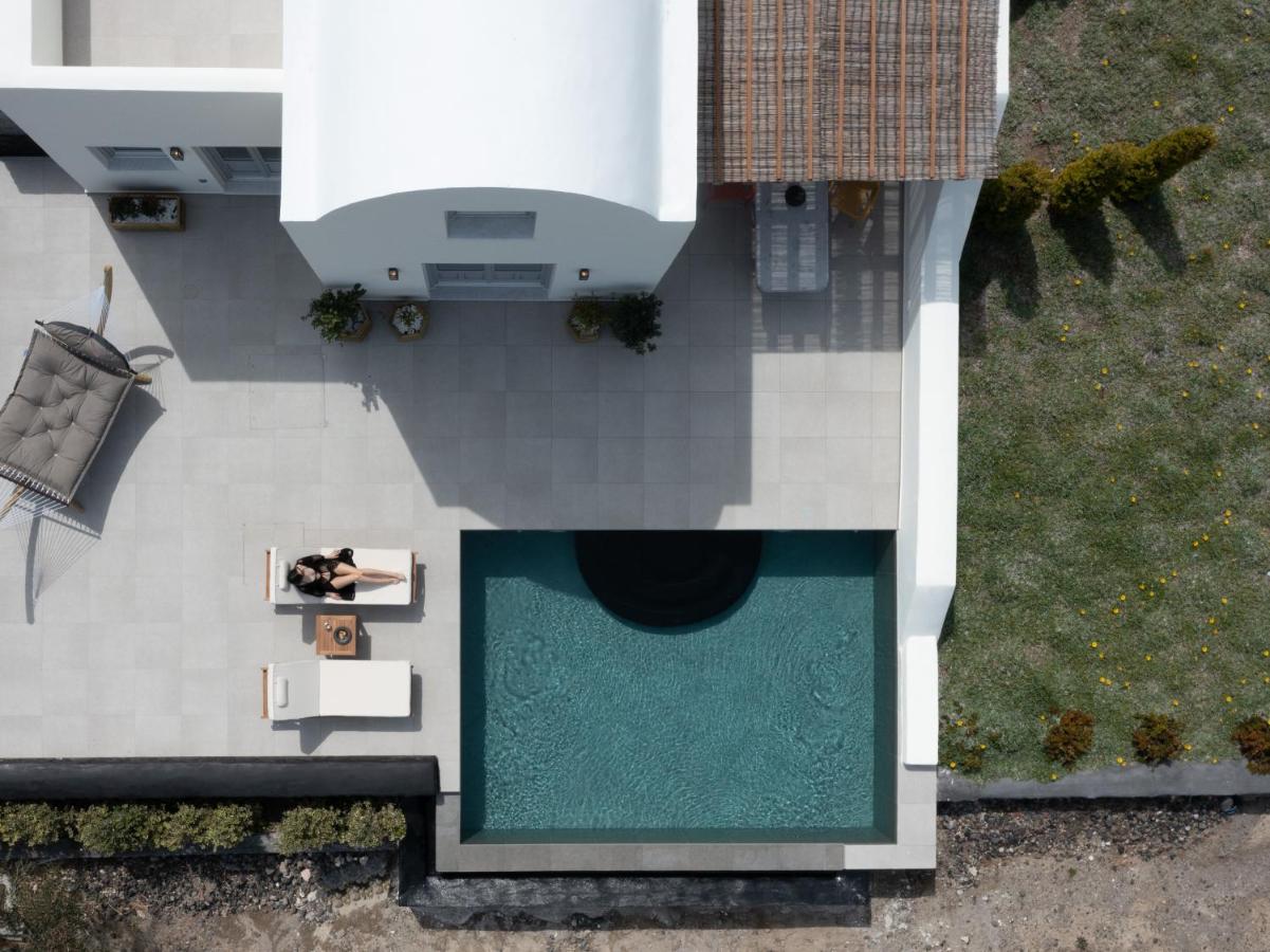 Saint John Oia-Exclusive Private Heated Pool Villas Екстериор снимка