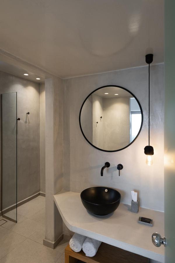 Saint John Oia-Exclusive Private Heated Pool Villas Екстериор снимка