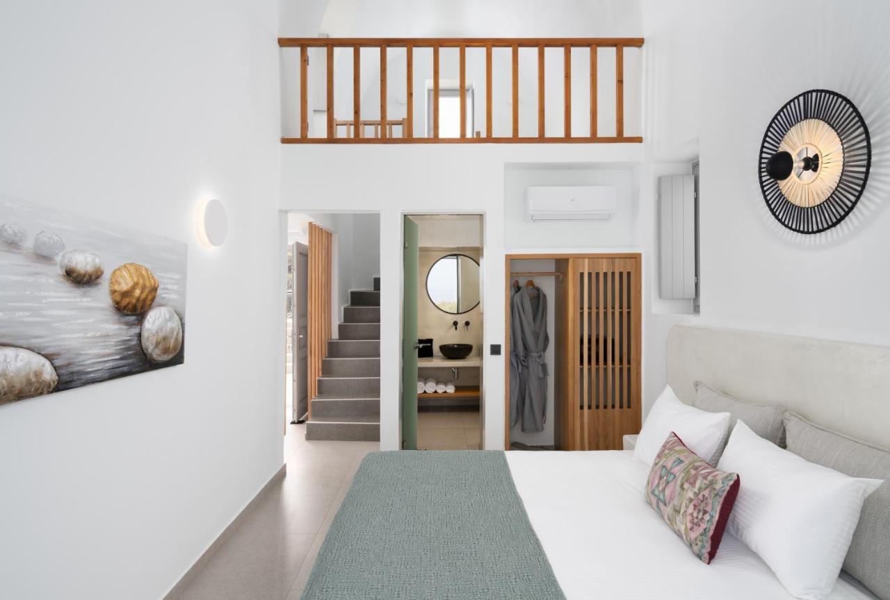 Saint John Oia-Exclusive Private Heated Pool Villas Екстериор снимка