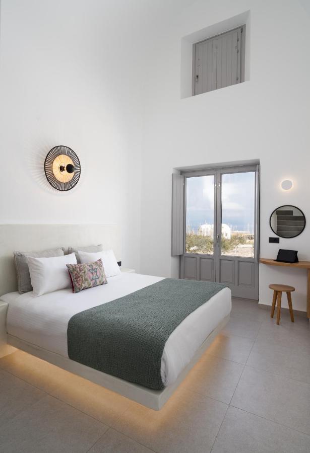 Saint John Oia-Exclusive Private Heated Pool Villas Екстериор снимка