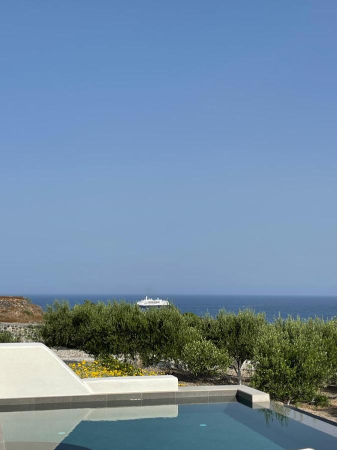 Saint John Oia-Exclusive Private Heated Pool Villas Екстериор снимка
