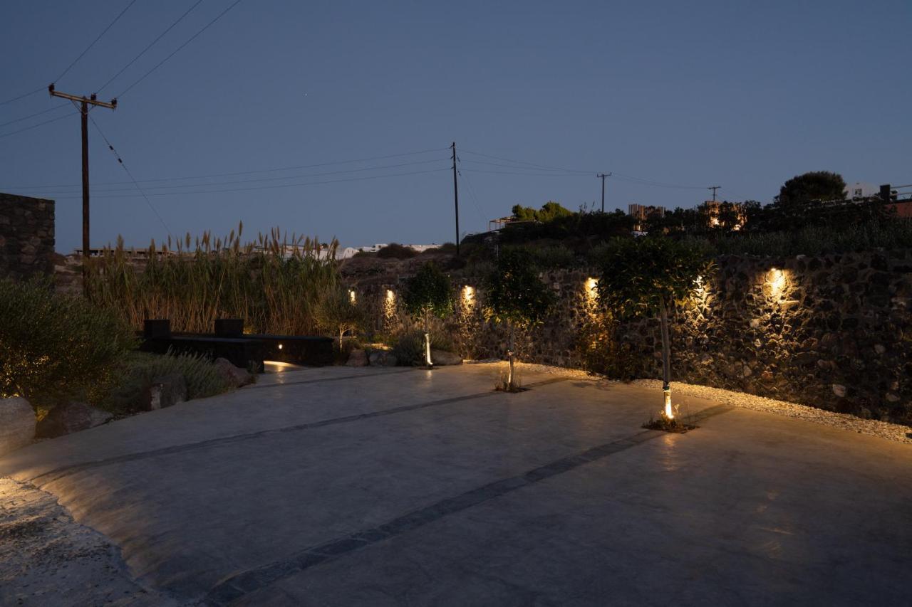 Saint John Oia-Exclusive Private Heated Pool Villas Екстериор снимка