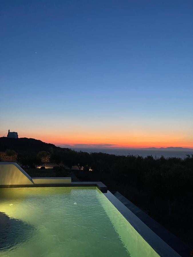 Saint John Oia-Exclusive Private Heated Pool Villas Екстериор снимка